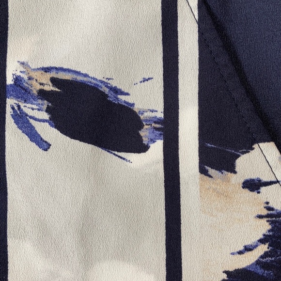 Banana Republic top - Picture 6 of 6